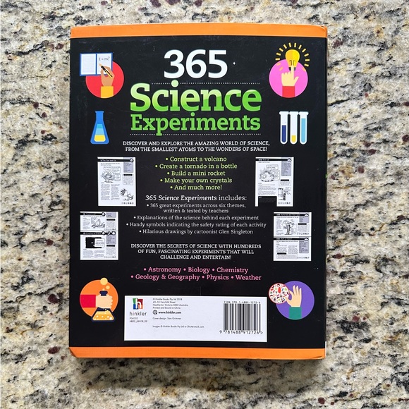Science Experiments Book - Picture 4 of 4